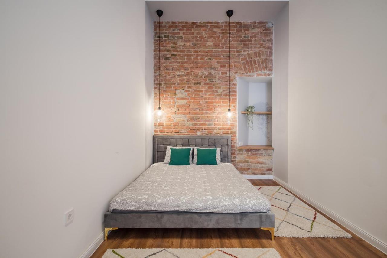 A32 Boutique Apartments, Best Location By Bqa Budapest Bagian luar foto