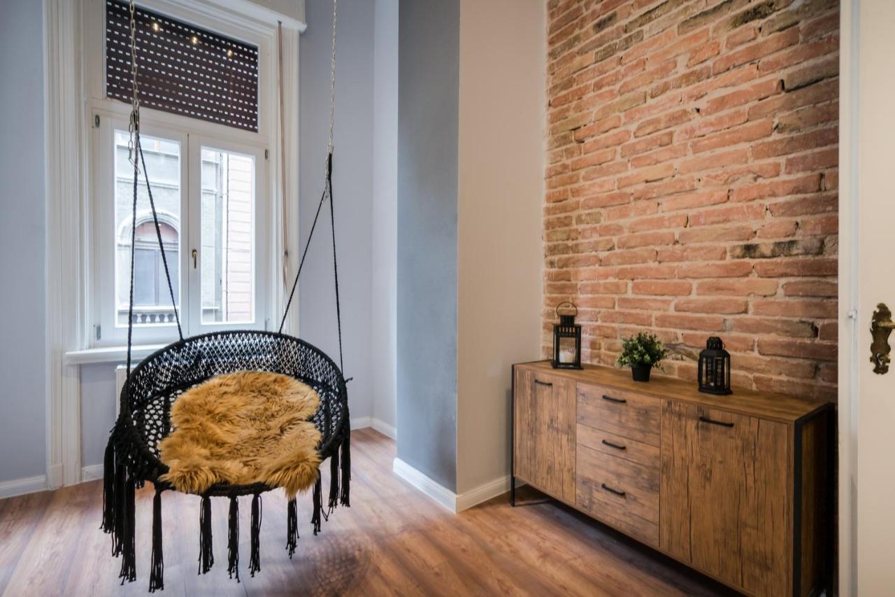 A32 Boutique Apartments, Best Location By Bqa Budapest Bagian luar foto